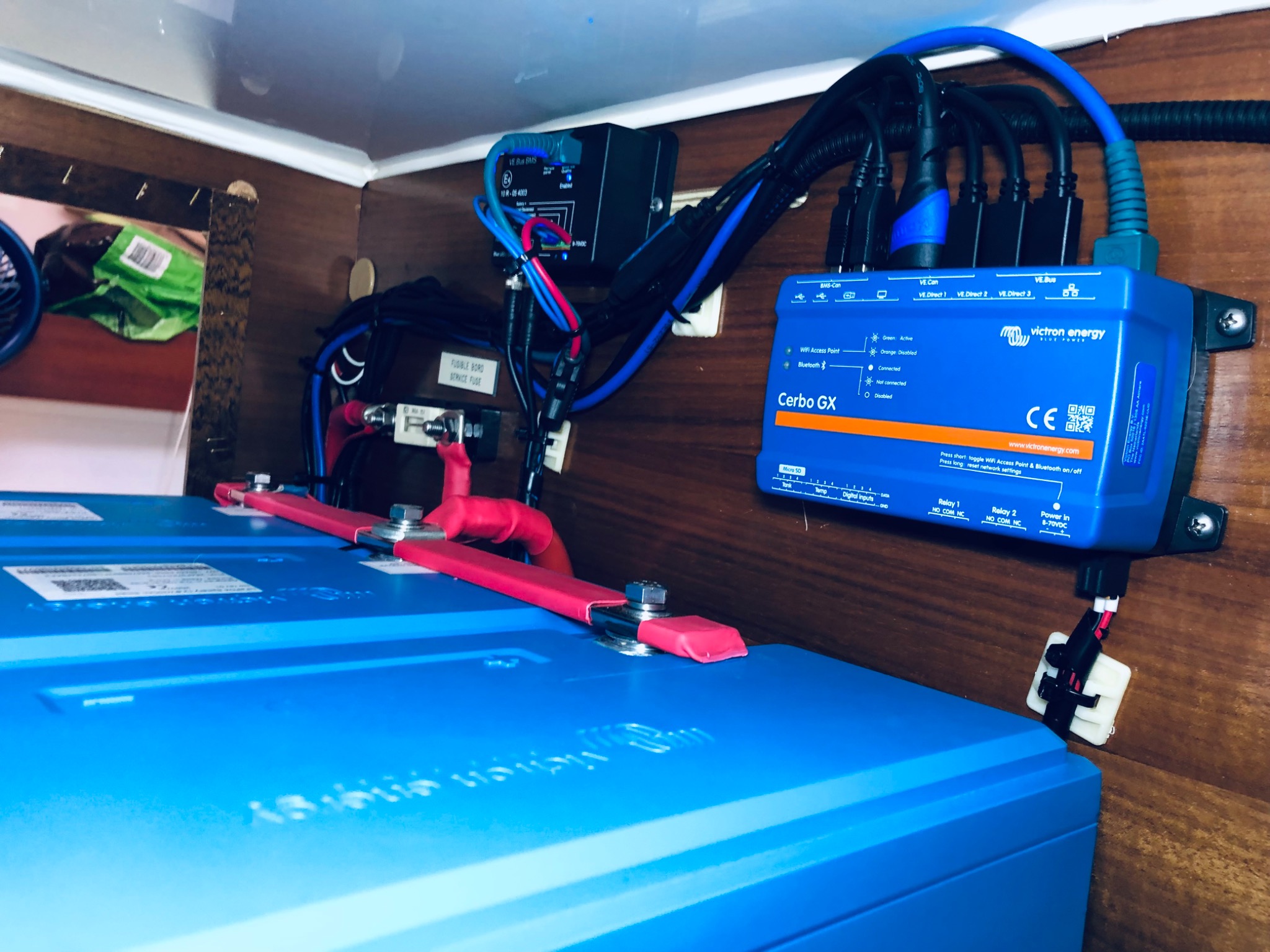 Victron Cerbo GX and lithium batteries installation
